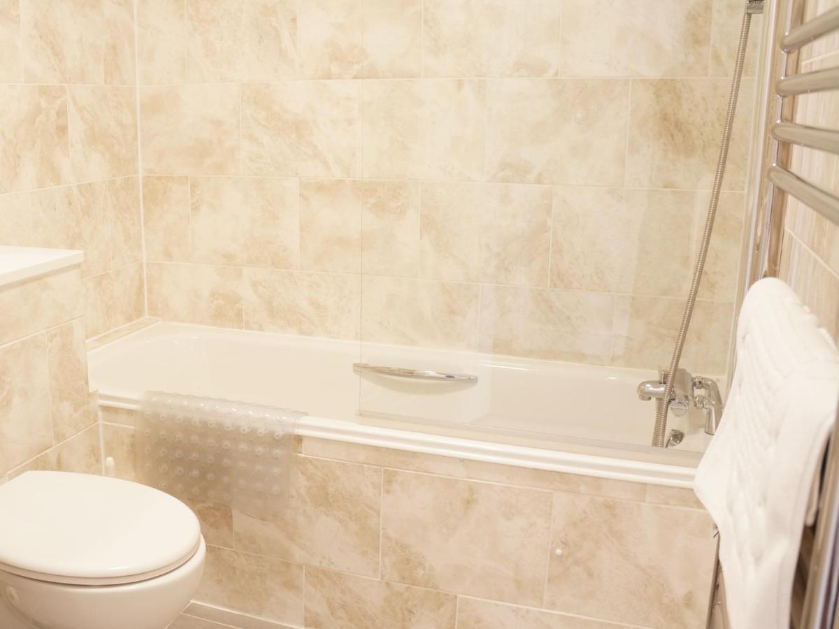 Ellingham Self-Catering Cottages Saint Peter Port 외부 사진
