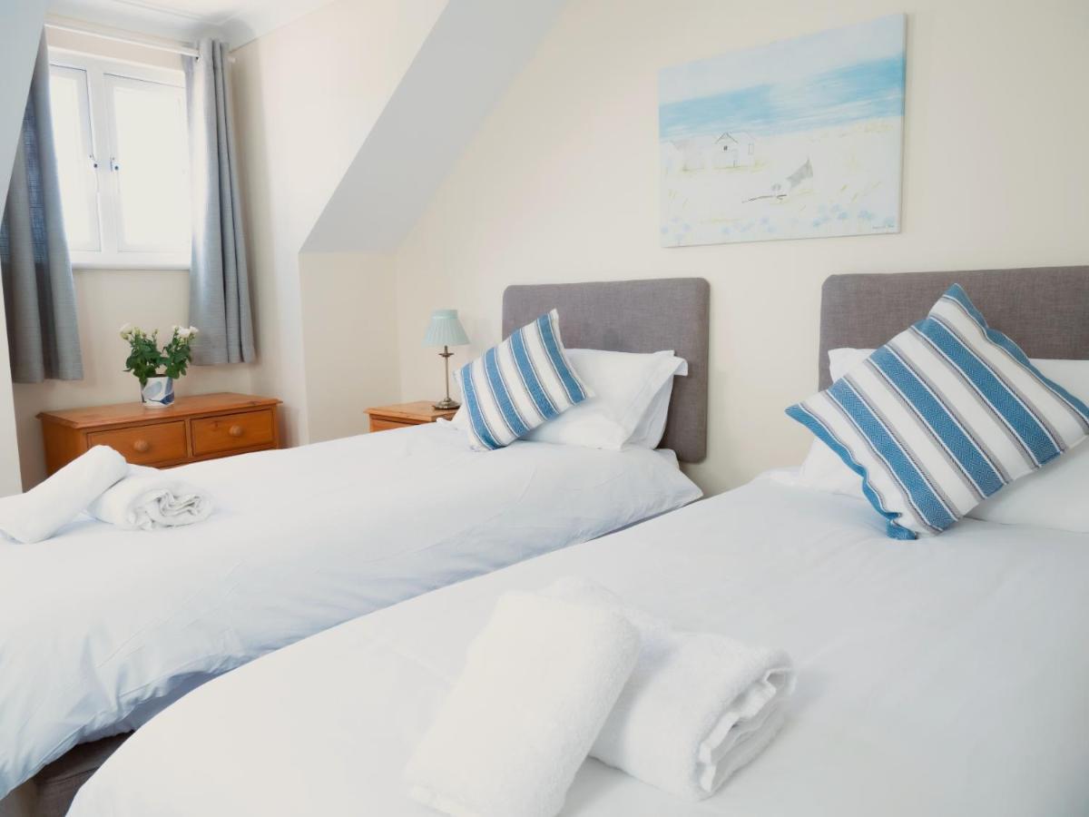 Ellingham Self-Catering Cottages Saint Peter Port 외부 사진