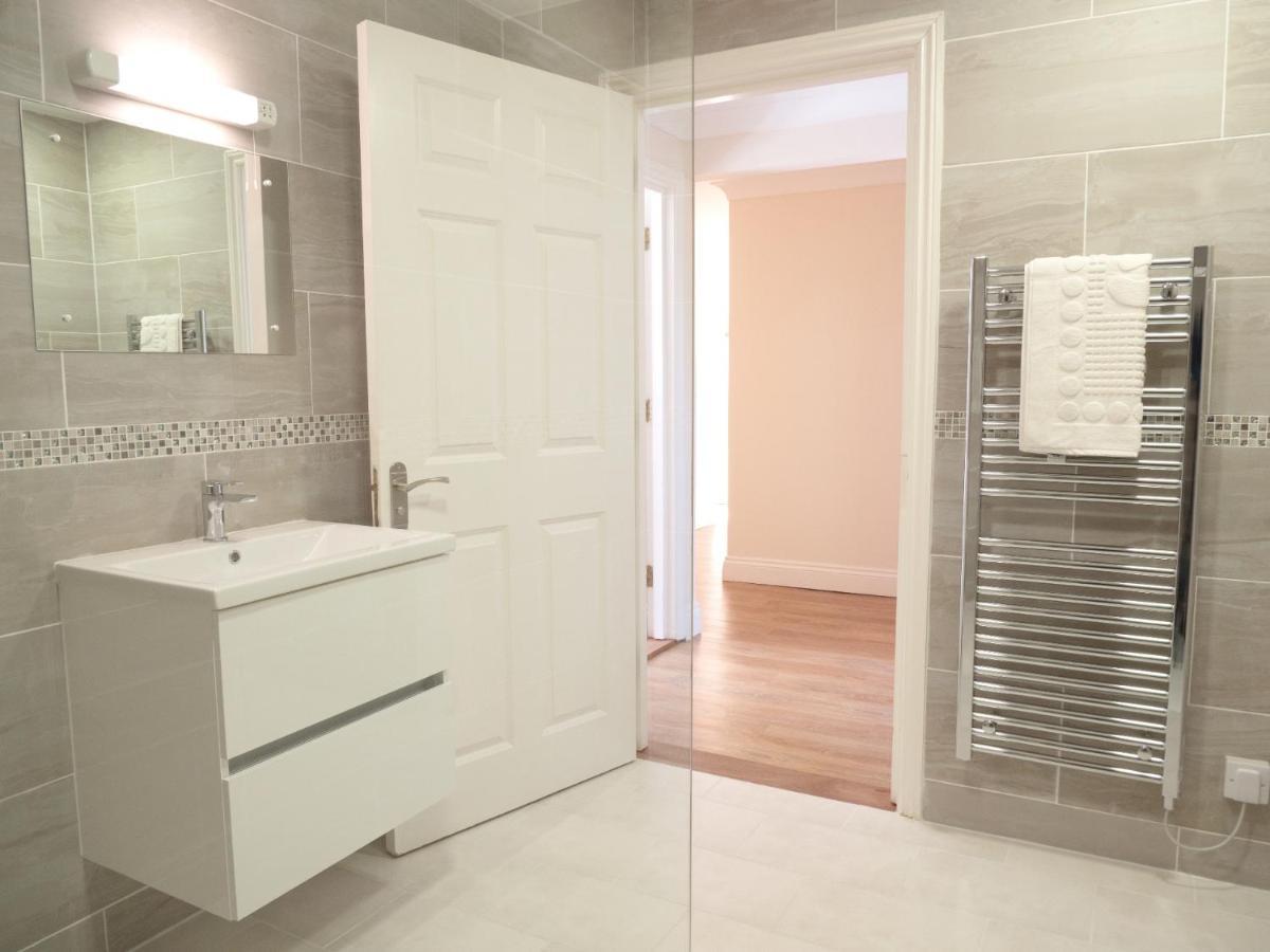 Ellingham Self-Catering Cottages Saint Peter Port 외부 사진